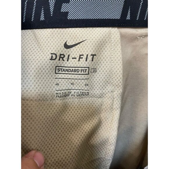 Nike Men's Core Flex Shorts Chinos Active Size 40 Standard Fit - Picture 3 of 9